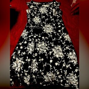 Candalite petite black and white floral dress